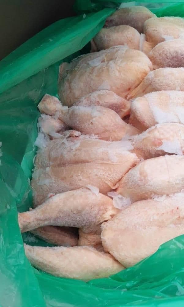 Superior Plucked Chicken, Eviscerated - 10 kg box